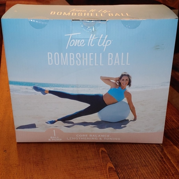 Tone It Up Bombshell Ball - Picture 1 of 1